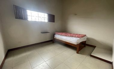 CASA CAMPESTRE EN ARRIENDO VIA BARCELONA/QUINDIO