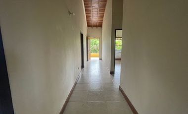 CASA CAMPESTRE EN ARRIENDO VIA BARCELONA/QUINDIO