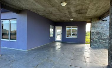 Casa en Venta y Alquiler Temporal en Costa Esmeralda Deportivo 1