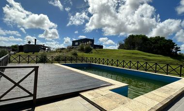 Casa en Venta y Alquiler Temporal en Costa Esmeralda Deportivo 1