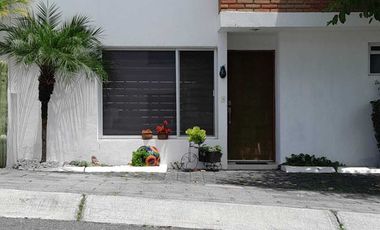 CASA EN VENTA BOSQUES DE LOS ENCINOS
