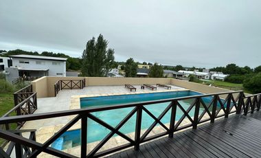 Casa en Venta y Alquiler Temporal en Costa Esmeralda barrio Deportivo 1