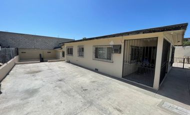 Casa en venta con gran terreno en Tijuana, B.C. Del Cerro Colorado, ofertas cash