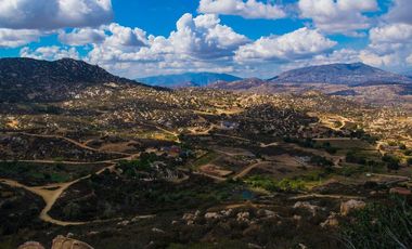 Gran Terreno en Venta en Tecate, Baja California (PRECIO NEGOCIABLE)