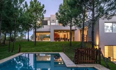 Casa en Venta y Alquiler Temporario en Costa Esmeralda Maritimo 2 con Vista al Mar