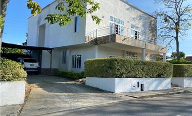 VENTA DE CASA CAMPESTRE VA EL EDEN LA TEBAIDA