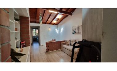 Casa en Arriendo en Envigado sector Loma del Escobero