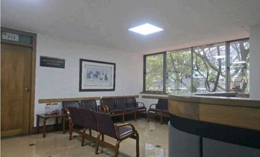 VENTA DE CONSULTORIO EL POBLADO SECTOR MILLA DE ORO.