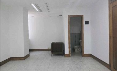 VENTA DE CONSULTORIO EL POBLADO SECTOR MILLA DE ORO.