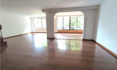 Casa en Venta en El Poblado Sector El Campestre