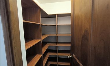 Casa en Venta en El Poblado Sector El Campestre