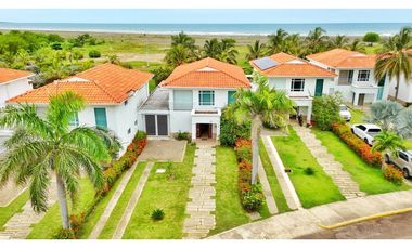 Venta Casa en Casa Del Mar Condominio en Arroyo de Piedra Cartagena