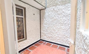 ARRIENDO APARTAMENTO PRIMER PISO SECTOR SANTA  MATILDE