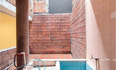 ARRIENDO APARTAMENTO PRIMER PISO SECTOR SANTA  MATILDE