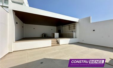 Casa semi amoblada vista al mar en Urb. Ciudad del Mar