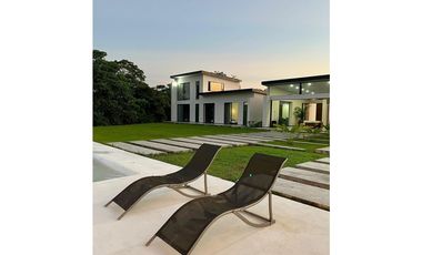 Casa Campestre - Parcelacion Canaan - Puerto Triunfo Antioquia