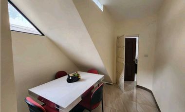 Alquilo casa semiamoblada cdla Simon Bolivar Vía Daule