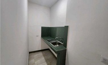 Alquilo casa semiamoblada cdla Simon Bolivar Vía Daule