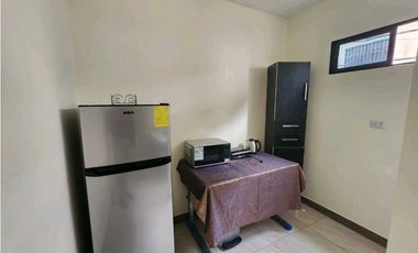 Alquilo casa semiamoblada cdla Simon Bolivar Vía Daule