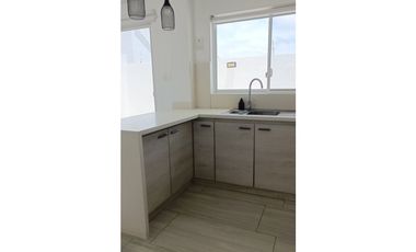 Casa en renta urbanizacion Baru 3 habitaciones Manta.