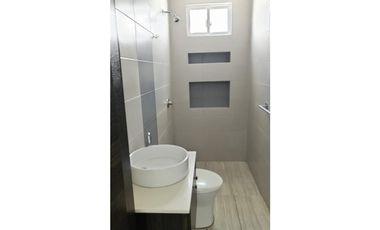 Casa en renta urbanizacion Baru 3 habitaciones Manta.