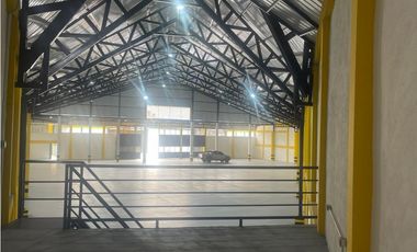 BODEGA INDUSTRIAL EN VENTA – VILLAVICENCIO 2.620m2