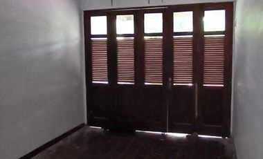 RUMAH DIPERUMAHAN DEKAT MIROTA GODEAN, NGESTIHARJO, KASIHAN, BANTUL