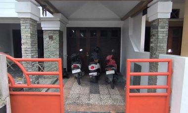 RUMAH DIPERUMAHAN DEKAT MIROTA GODEAN, NGESTIHARJO, KASIHAN, BANTUL