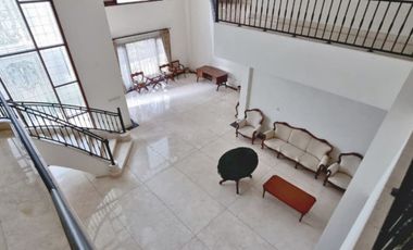 Disewakan Rumah Di Senopati/Selong/ Kebayoran Baru Jakarta  STD633