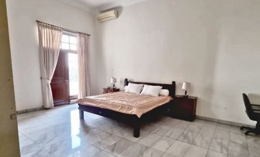 Disewakan Rumah Di Senopati/Selong/ Kebayoran Baru Jakarta  STD633