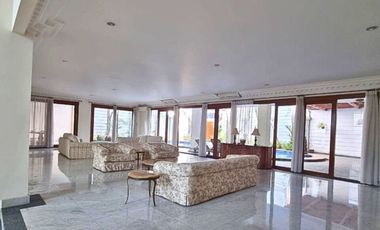 Disewakan Rumah Di Senopati/Selong/ Kebayoran Baru Jakarta  STD633