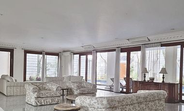 Disewakan Rumah Di Senopati/Selong/ Kebayoran Baru Jakarta  STD633