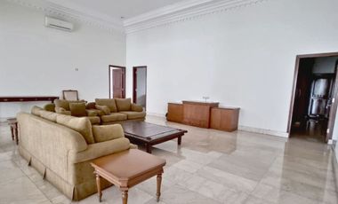 Disewakan Rumah Di Senopati/Selong/ Kebayoran Baru Jakarta  STD633