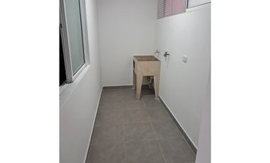 ALQUILO APARTAMENTO EN BARRIO SAN FERNANDO SEGUNDO PISO CALI