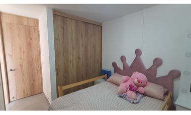 VENDO APARTAMENTO EN  COLINAS DEL MAMEYAL VIA CRISO REY, CALI