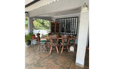 VENDO CASA CAMPESTRE AL OESTE DE CALI VIA A CRISTO REY