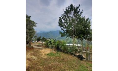 VENDO CASA CAMPESTRE AL OESTE DE CALI VIA A CRISTO REY