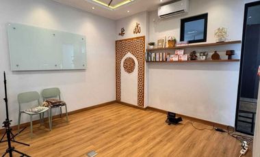 DISEWAKAN RUMAH KANTOR GANDENG 2 DI PANTAI INDAH KAPUK 2