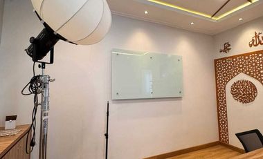 DISEWAKAN RUMAH KANTOR GANDENG 2 DI PANTAI INDAH KAPUK 2