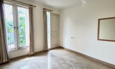 Rumah Cluster Lokasi strategis  dekat Mall Gandaria Pondok Indah sg