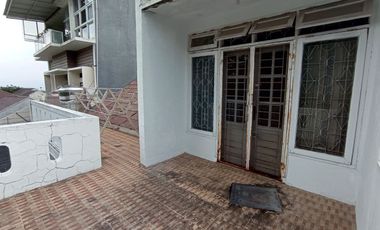 Rumah Bagus 2 Lantai Siap Huni di Perumahan Pusat Kota Cianjur