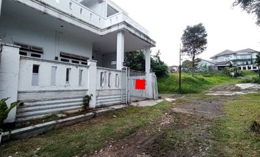 Rumah Bagus 2 Lantai Siap Huni di Perumahan Pusat Kota Cianjur