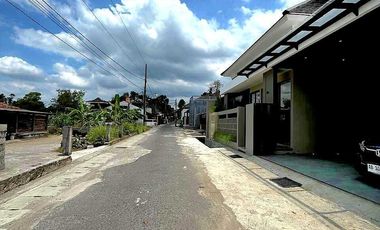 dijual rumah di sleman dekat pasar jangkang jakal km 13 ngemplak