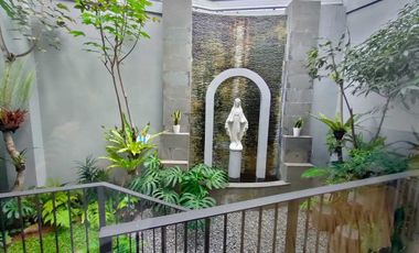 Wajib Punya Rumah Cantik konsep RUmah Tropis di Setrasari Bandung Utar