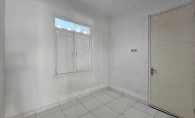 Disewa Rumah Murah Dan Semi Furnish di Cluster Royal London, Bekasi