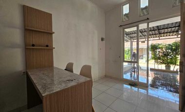 Disewa Rumah Murah Dan Semi Furnish di Cluster Royal London, Bekasi