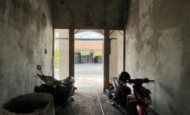 dijual rumah di sleman dekat pasar jangkang tanah luas harga murah