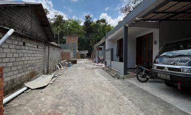 dijual rumah di sleman dekat  kampus uii dan pasar jangkang ngemplak
