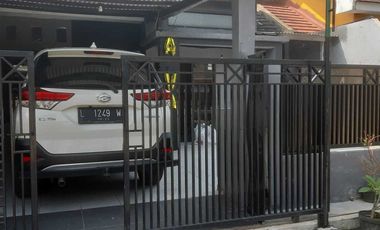 Dijual murah. Rumah di perumahan Park Royal Regency, Buduran, Sidoarjo
