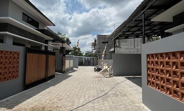 dijual rumah di sleman dekat stadion maguwo dalam cluster wedomartani